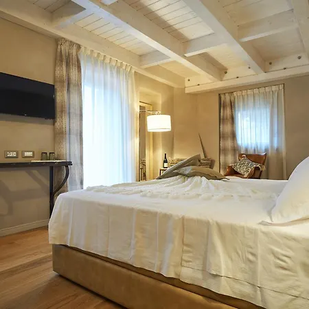 Resort Relais Miraglia Cesarò